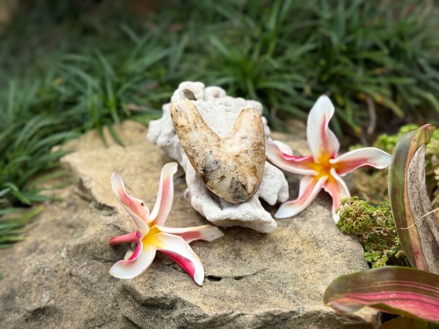 Crushed stone Kuripe handmade in Bali